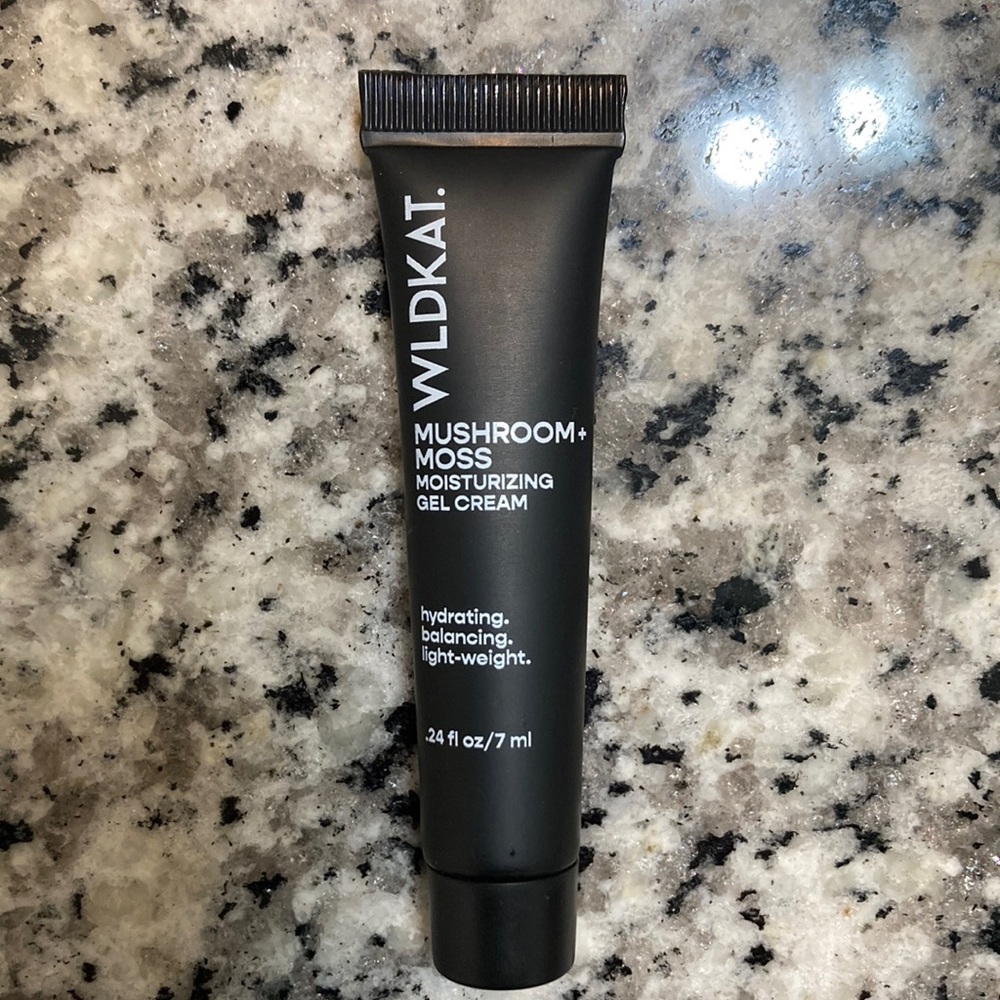 WLDKAT Mushroom Moss Moisturizing Gel Cream